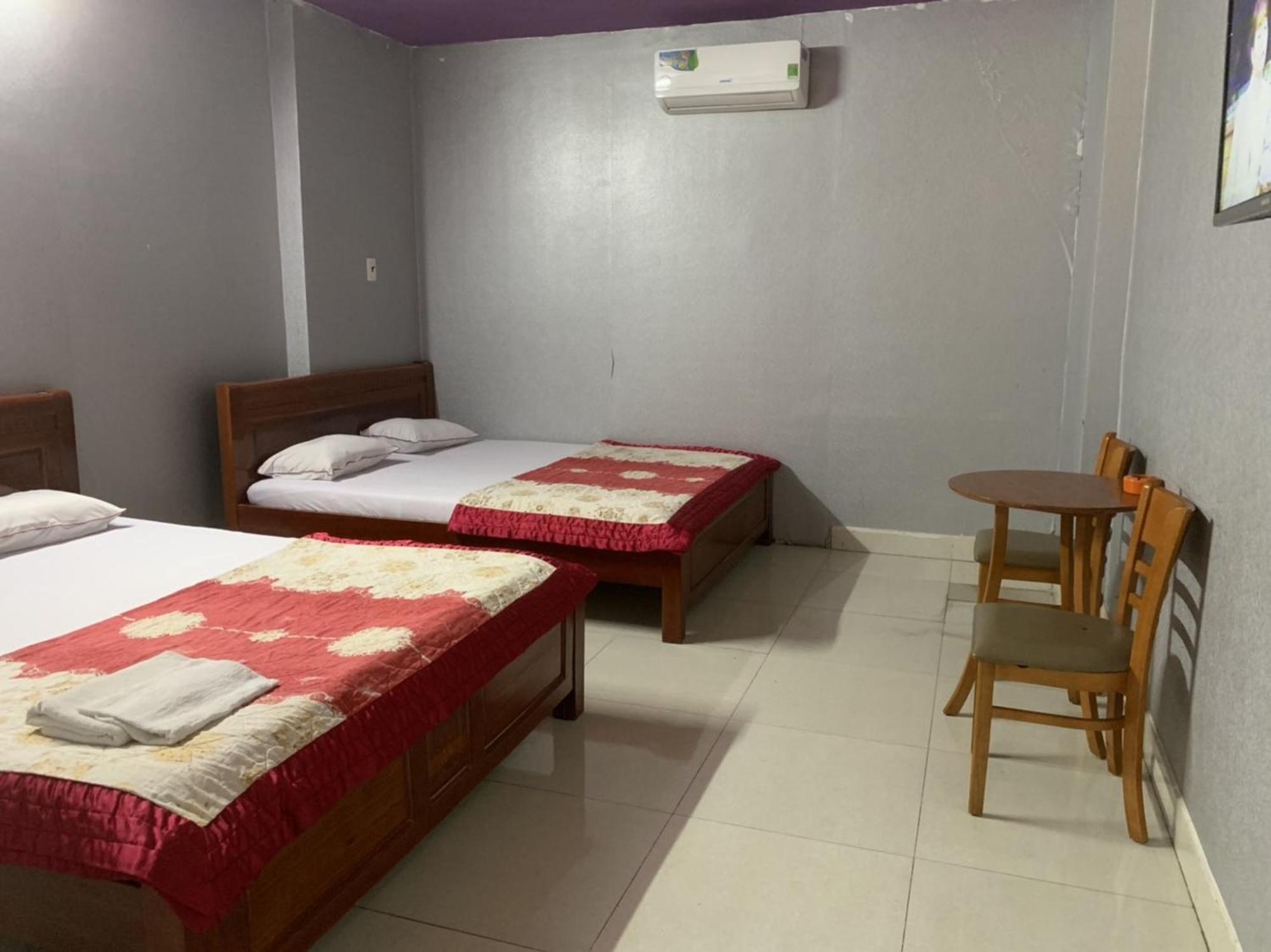 Hotel Oyo 1165 Gia Bao