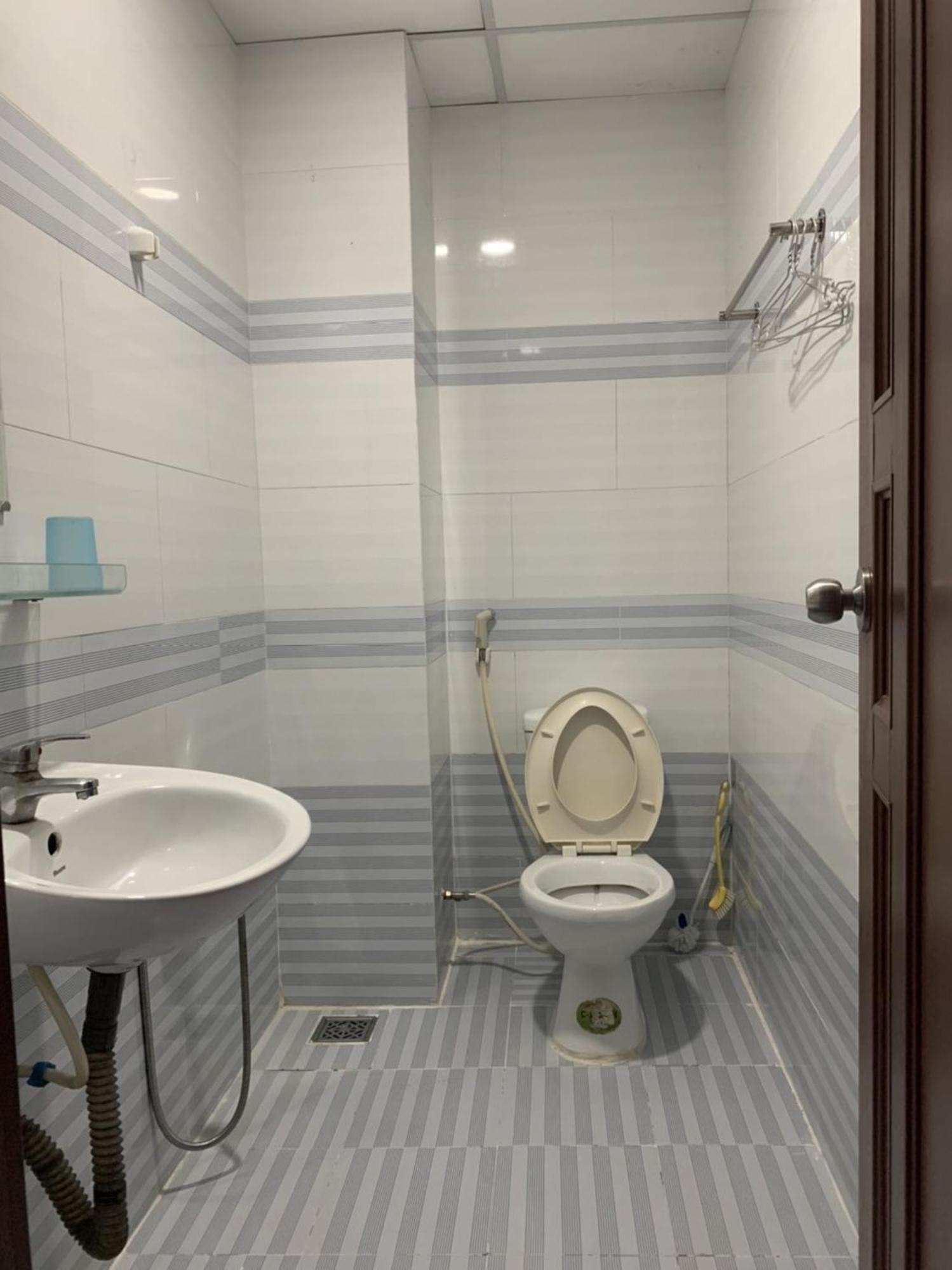 Oyo 1165 Gia Bao Hotel Ho Chi Minh City